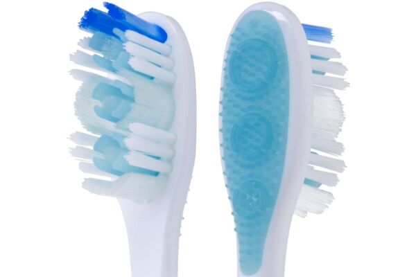 Colgate 360° brosse à dents sensitive